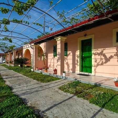 Tzoras‌ ‌Apartments‌ ‌Roda‌ ‌Corfu‌ Litheres Bagian luar foto