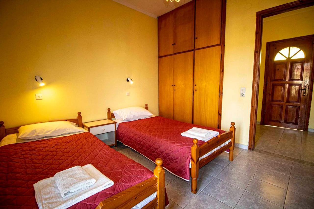 Tzoras‌ ‌Apartments‌ ‌Roda‌ ‌Corfu‌ Litheres Bagian luar foto