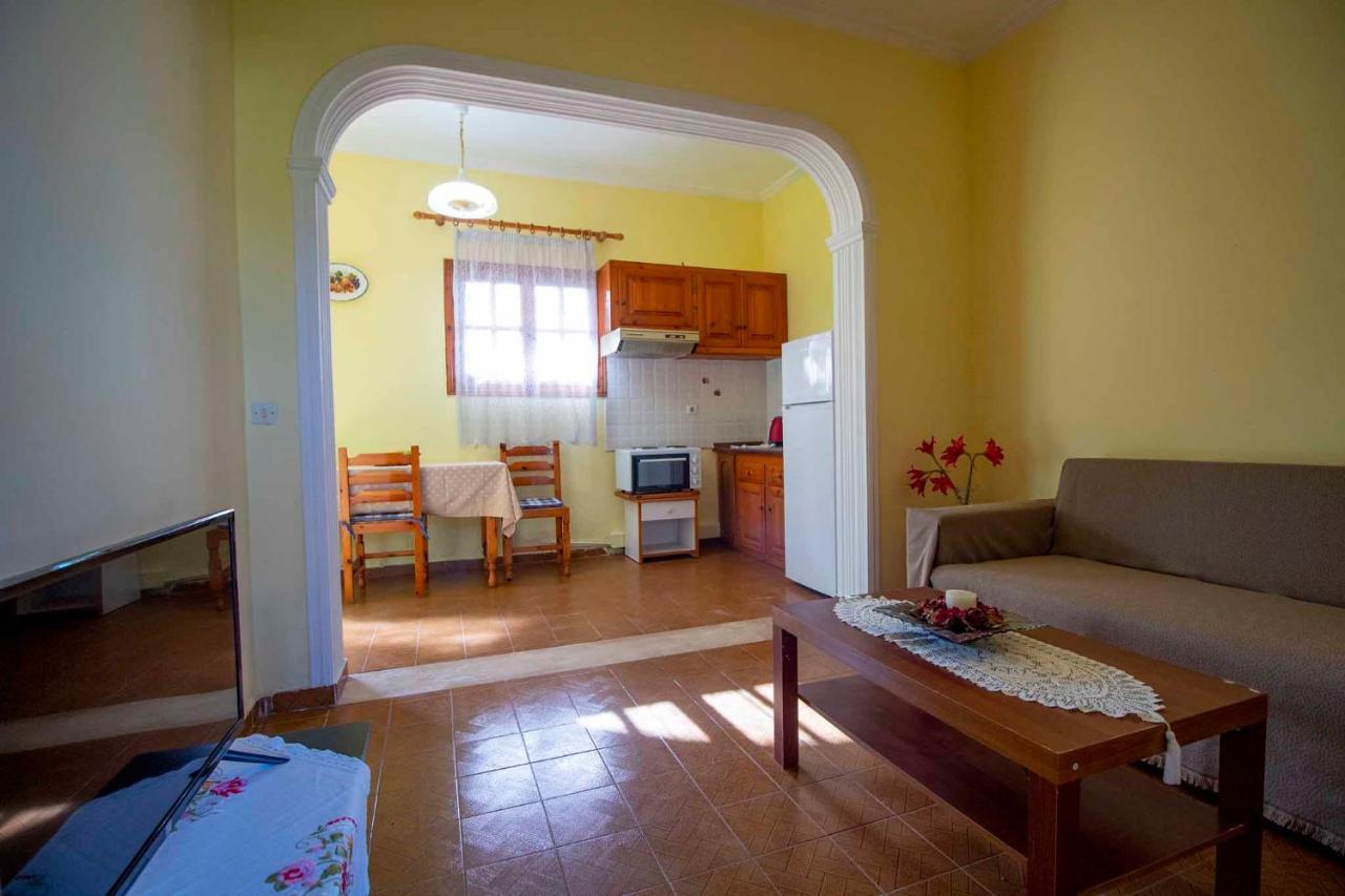 Tzoras‌ ‌Apartments‌ ‌Roda‌ ‌Corfu‌ Litheres Bagian luar foto